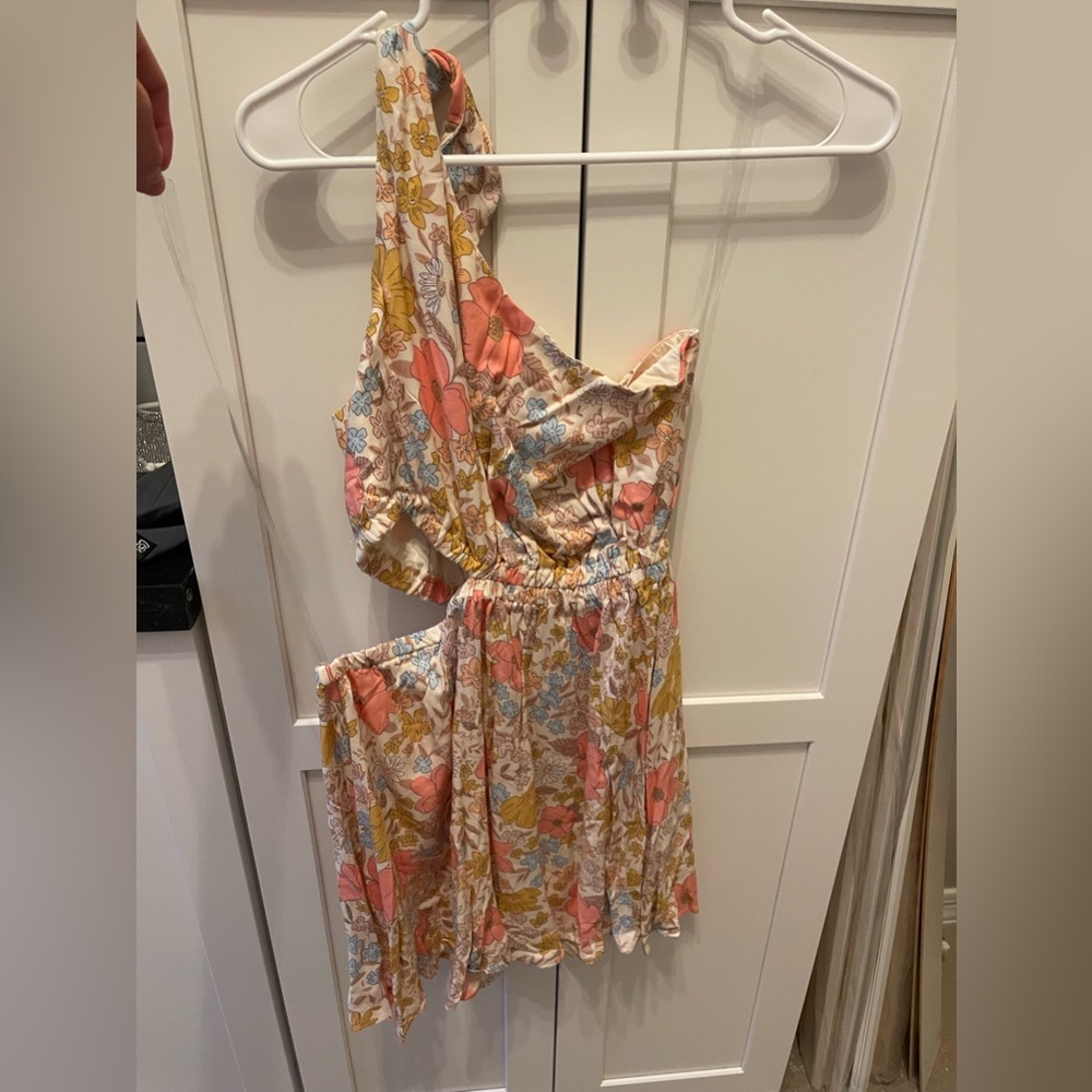One shoulder side cutout pink floral dress